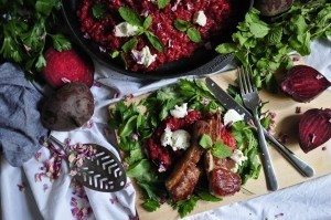 Rote Rüben RIsotto mit Ziegenfrischkäse, Lamm und Kräuter