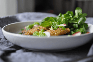 Frühstück Quinoa Puffer mit Salat